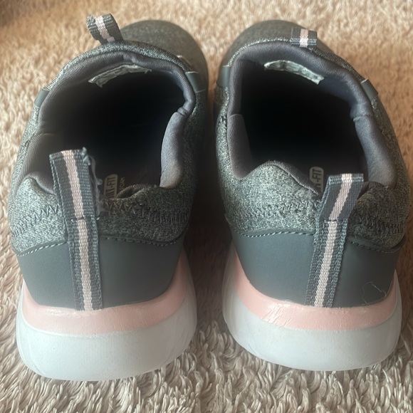 🔥4/$20 ATHLETIC WORKS Womens Bungee Slip On Sneaker - size 6 - Picture 8 of 13